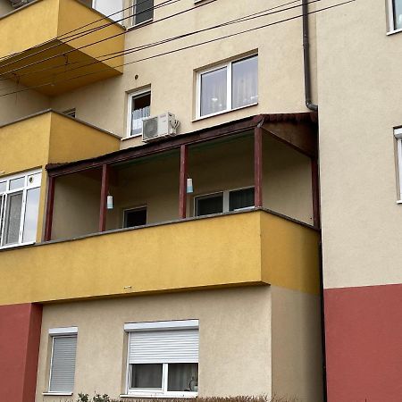 Motorway Alfa Apartament Arad Exterior foto