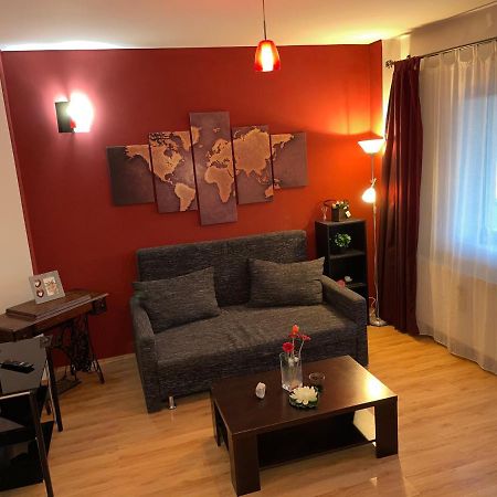 Motorway Alfa Apartament Arad Exterior foto