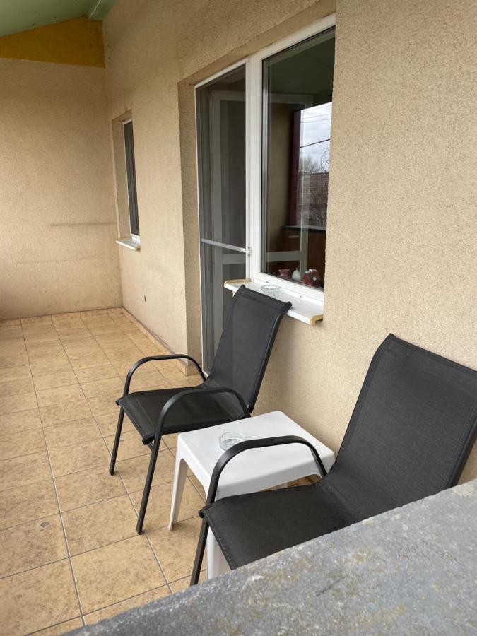 Motorway Alfa Apartament Arad Exterior foto